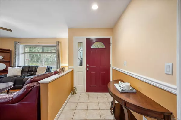 Nanaimo, BC V9R 6S3,221 Westwood Rd