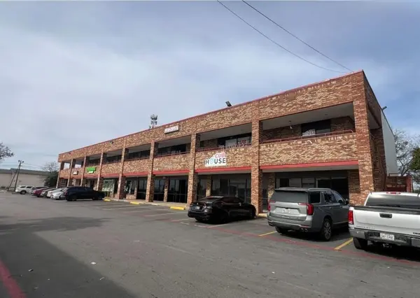 Lancaster, TX 75146,3215 W Pleasant Run Road #200