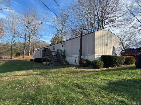 Goode, VA 24556,1075 Menefee DR