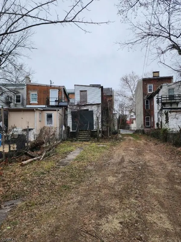 Trenton City, NJ 08618,431 Martin Luther King Jr Bl