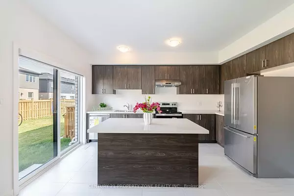 Barrie, ON L9J 0M6,5 Evergreen TER