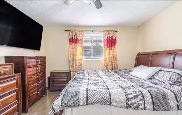 Brampton, ON L6S 4H2,72 Norma CRES