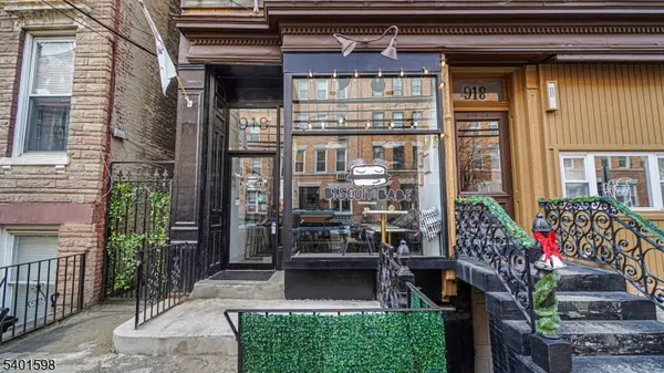 Hoboken City, NJ 07030,918 Willow Ave