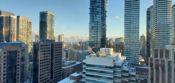 Toronto C09, ON M4W 3S5,8 Park RD #2910