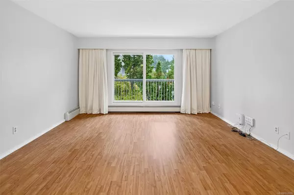 Victoria, BC V8V 3M8,1188 Yates St #201