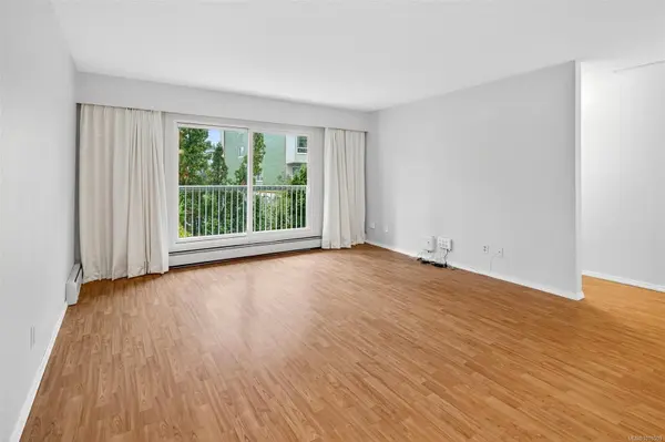 Victoria, BC V8V 3M8,1188 Yates St #201