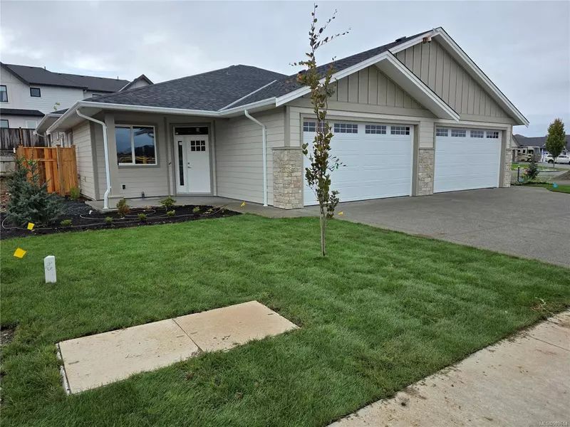 343 Arizona Dr #4, Campbell River, BC V9H 0C6