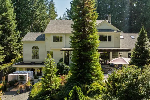 Cobble Hill, BC V0R 1L4,931 Cowerd Rd