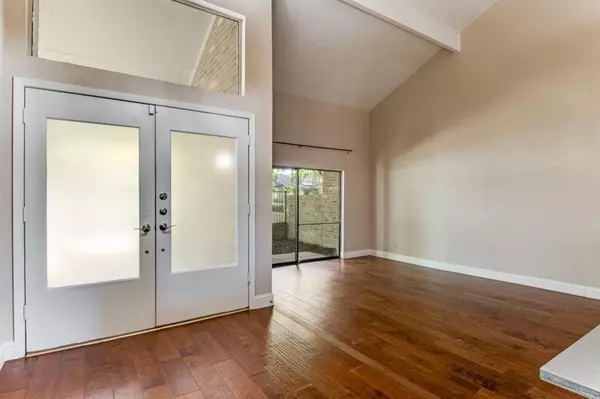 Dallas, TX 75252,5934 Glen Heather Drive