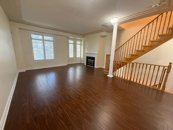 Richmond Hill, ON L4E 4H8,10 Post Oak DR #2