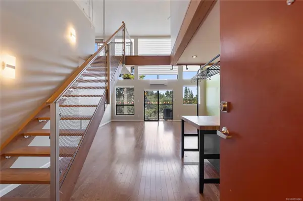 Langford, BC V9B 2X7,829 Goldstream Ave #409