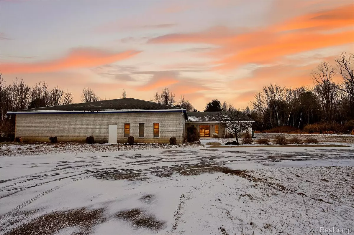 Vassar, MI 48768,895 North Street