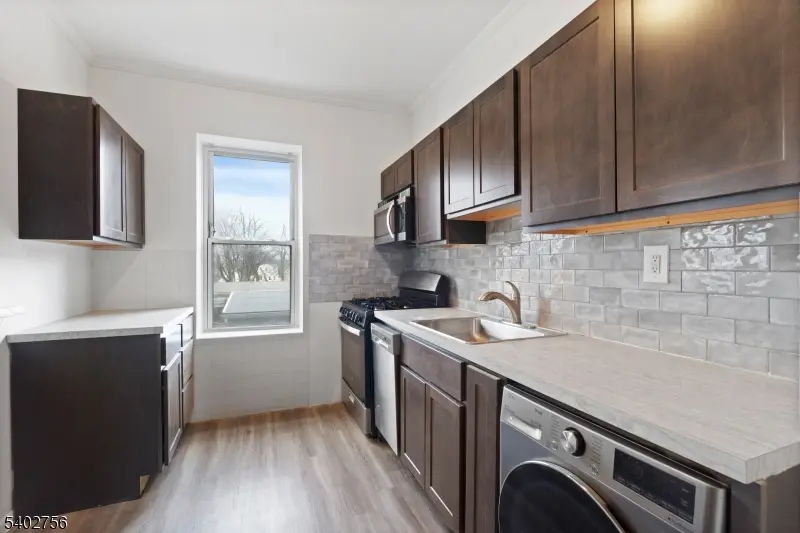 Bloomfield Twp., NJ 07003,165 Franklin St #108