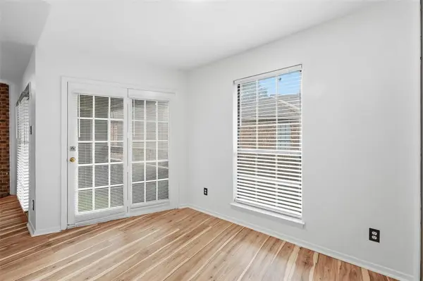 Arlington, TX 76011,1104 Riverchase Lane #203