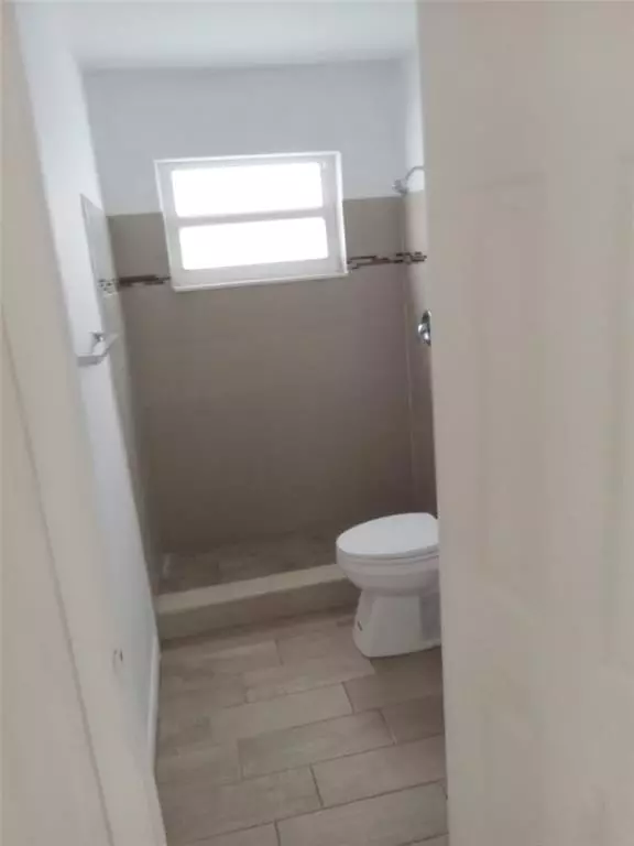 Lake Worth Beach, FL 33460,1805 Douglas St