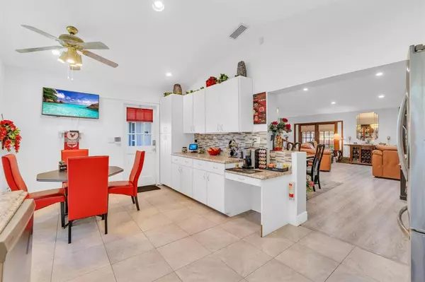 Palmetto Bay, FL 33157,18201 SW 87th Ave