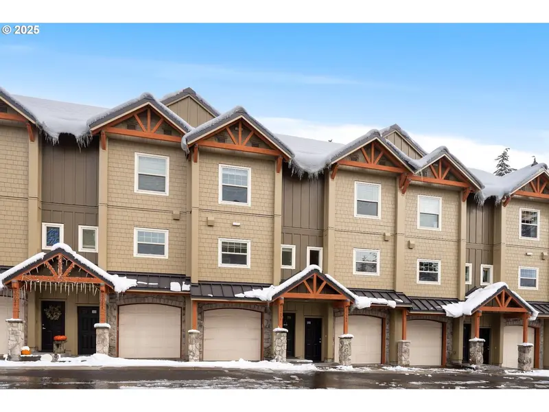 30654 E SKI BOWL WAY #H-138, Government Camp, OR 97028