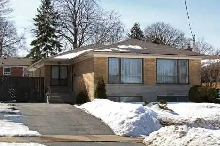 Toronto E09, ON M1G 2B1,16 Millmere DR