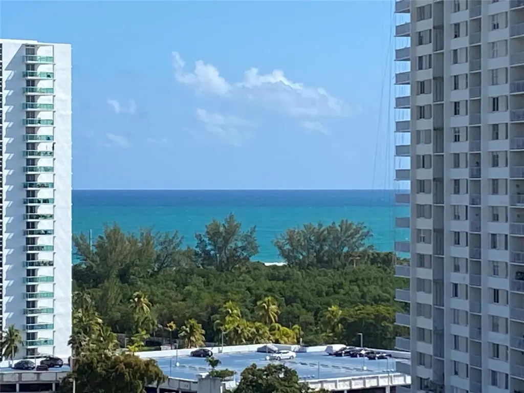 Sunny Isles Beach, FL 33160,400 Kings Point Dr #1423