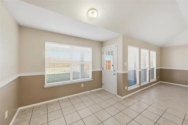 Arlington, TX 76002,421 Kingfisher Lane