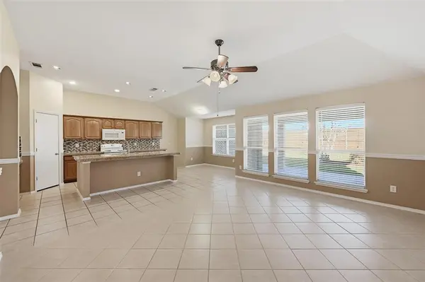 Arlington, TX 76002,421 Kingfisher Lane