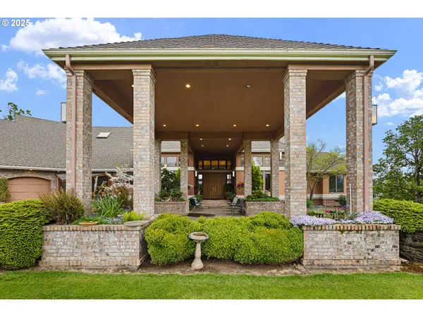 Roseburg, OR 97471,375 BELLA HILLS LN