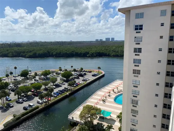 Sunny Isles Beach, FL 33160,400 Kings Point Dr #1423