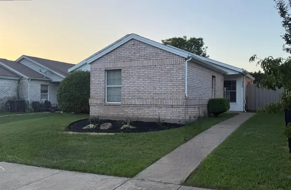 10255 Carolina Oaks Drive, Dallas, TX 75227