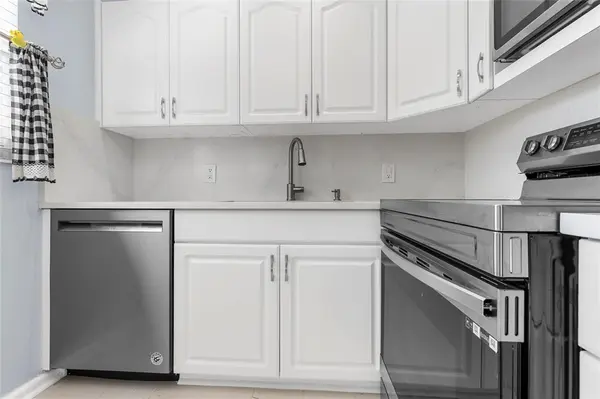 Deerfield Beach, FL 33442,64 Oakridge E #64