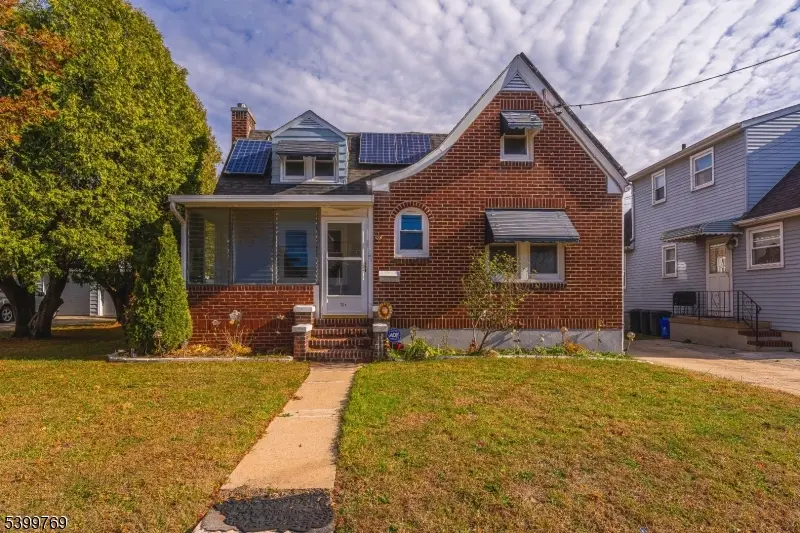 Manville Boro, NJ 08835,145 S 9Th Ave