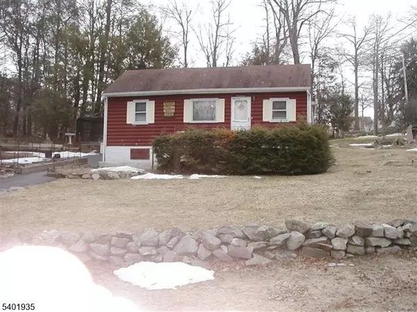 7 Daretown Rd, West Milford Twp., NJ 07421