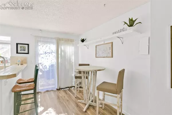 Colorado Springs, CO 80919,6836 Overland DR