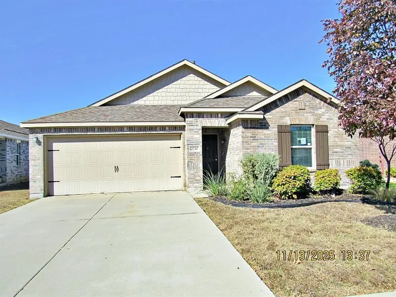 2757 Tobias Lane, Aubrey, TX 76227