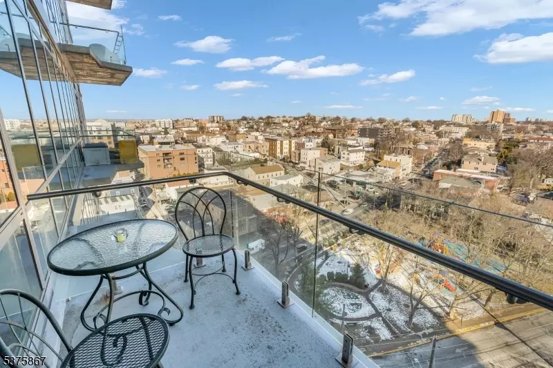 320 Adolphus Ave1204 #1204, Cliffside Park Boro, NJ 07010