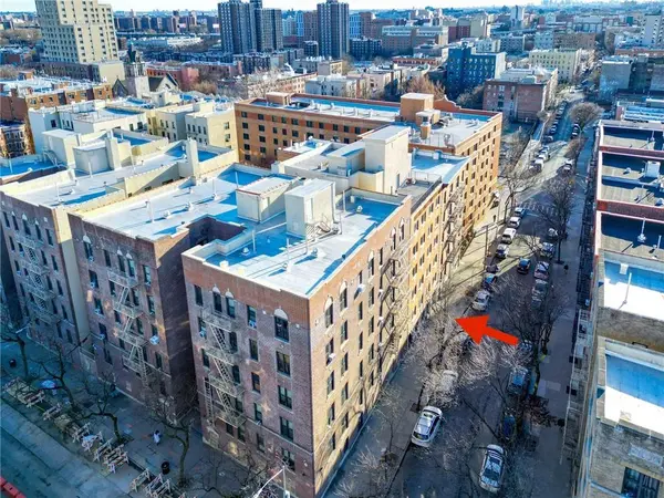 Bronx, NY 10460,2120 Daly AVE