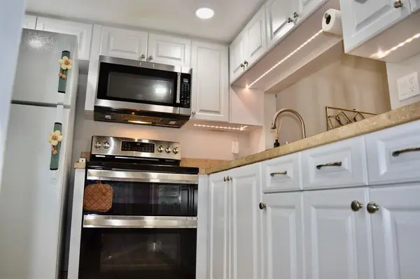 Tamarac, FL 33321,9201 Lime Bay Blvd #214