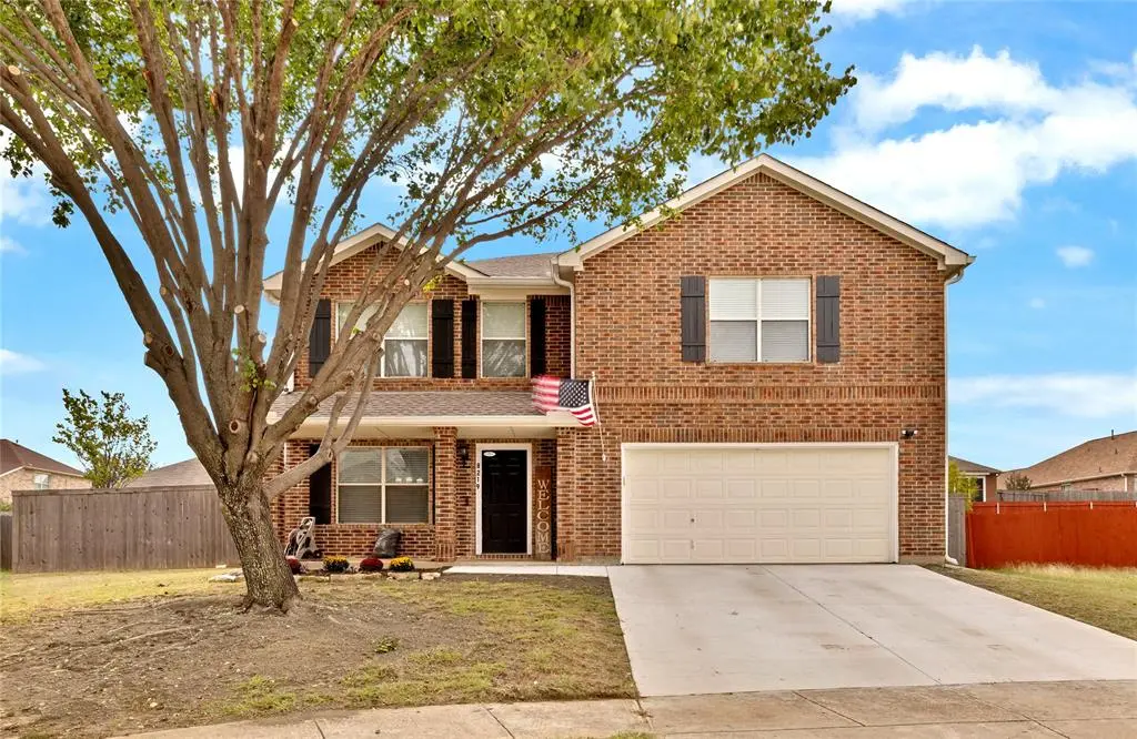 Arlington, TX 76002,8219 Leaning Oak Court