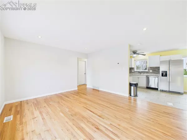 Pueblo, CO 81008,4037 Valley DR