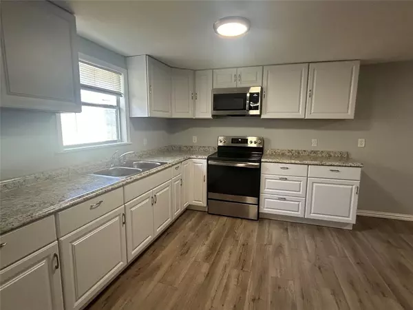 Goldthwaite, TX 76844,708 Barrow Street