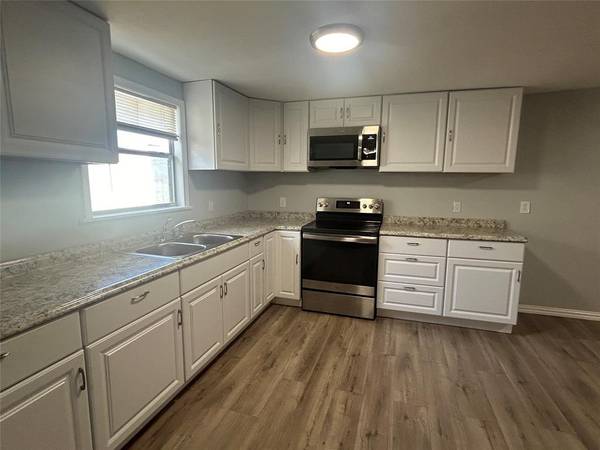 Goldthwaite, TX 76844,708 Barrow Street