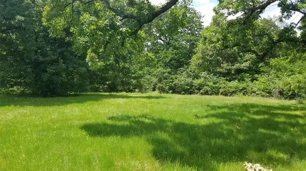 Denison, TX 75020,1901 S Woodlawn Boulevard