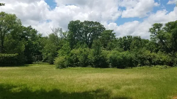 Denison, TX 75020,1901 S Woodlawn Boulevard