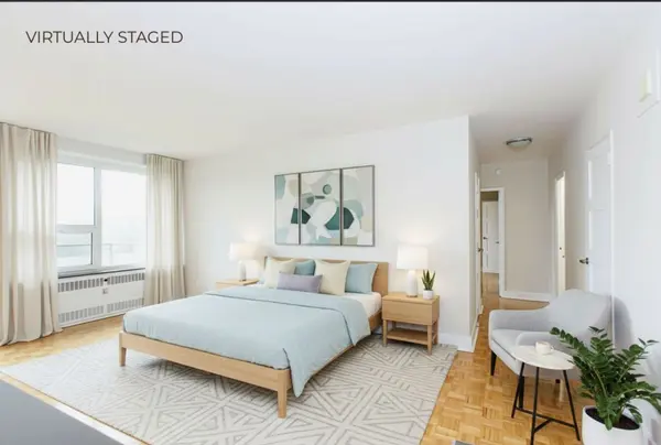 Toronto C04, ON M5N 1J4,10 Shallmar BLVD #201