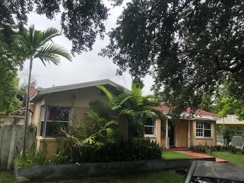 Hollywood, FL 33020,1922 Jefferson St