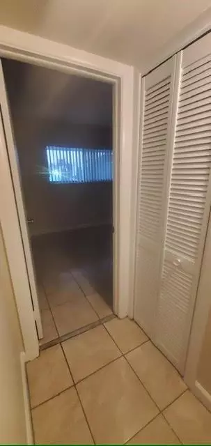 Lake Park, FL 33403,1501 CRESCENT CIR #E-46