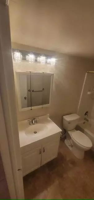 Lake Park, FL 33403,1501 CRESCENT CIR #E-46