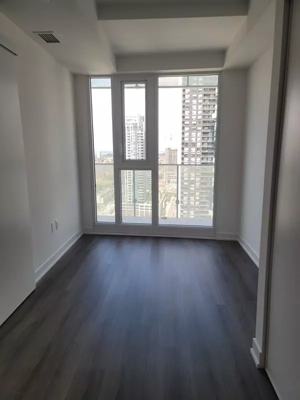 Mississauga, ON L5E 0M4,3883 Quartz RD N #2312