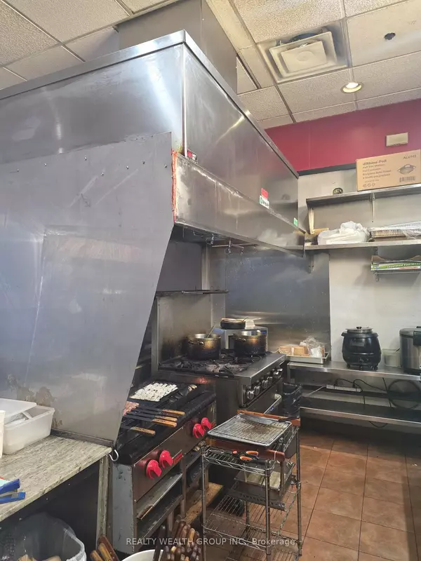 Mississauga, ON L5N 4B7,6550 Meadowvale Town Centre