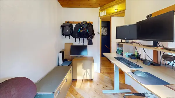 Gabriola Island, BC V0R 1X2,948 Harrison Way