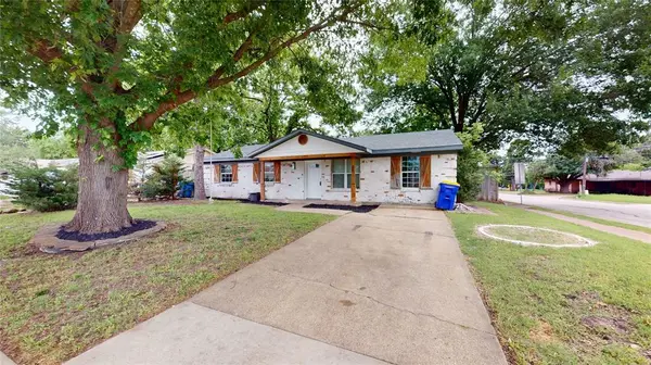 802 Jack Street,  Seagoville,  TX 75159